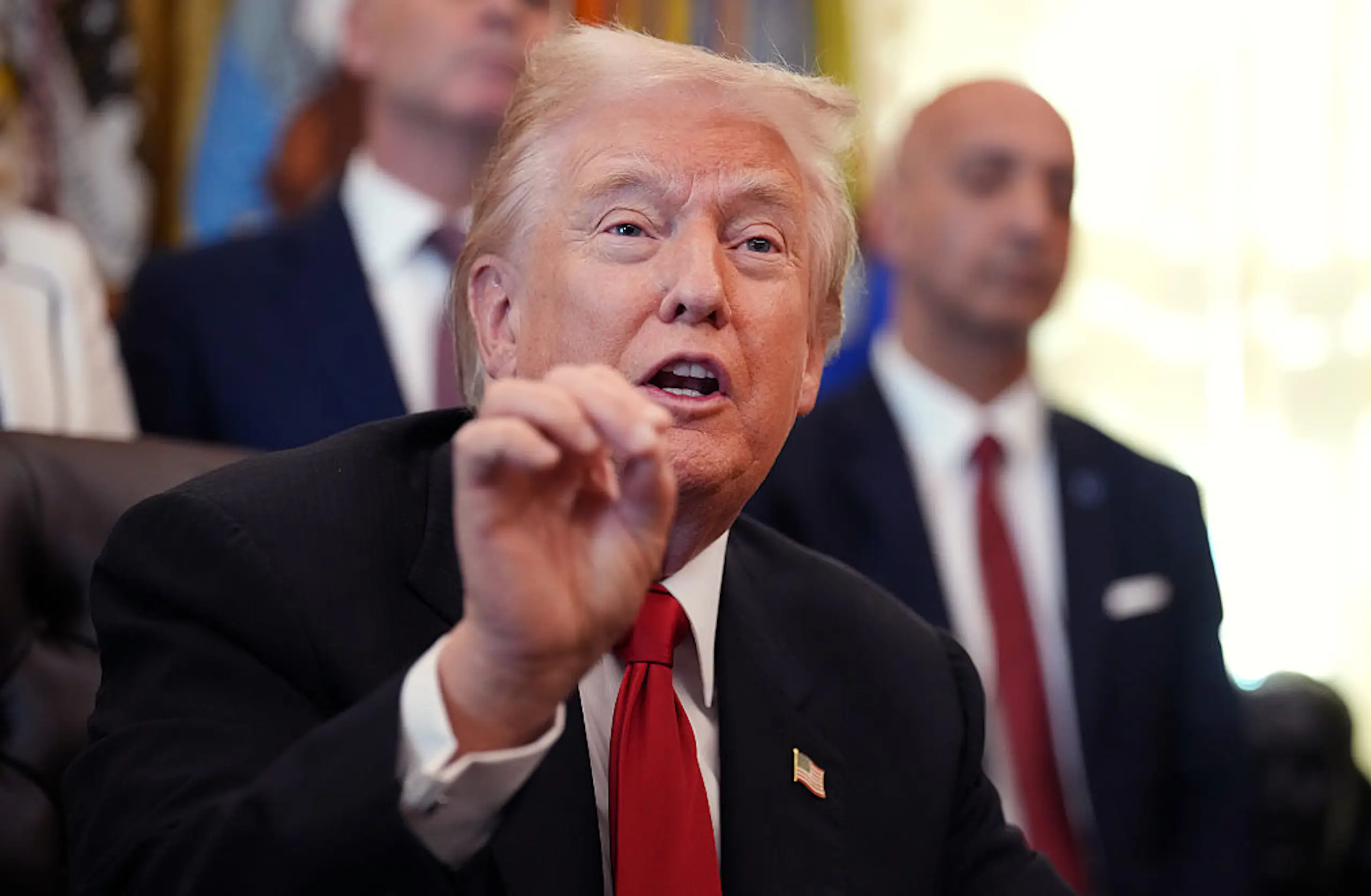 New warning issued to married couples as Americans 'given date they may receive money' after Trump promised $2,000 to almost every American