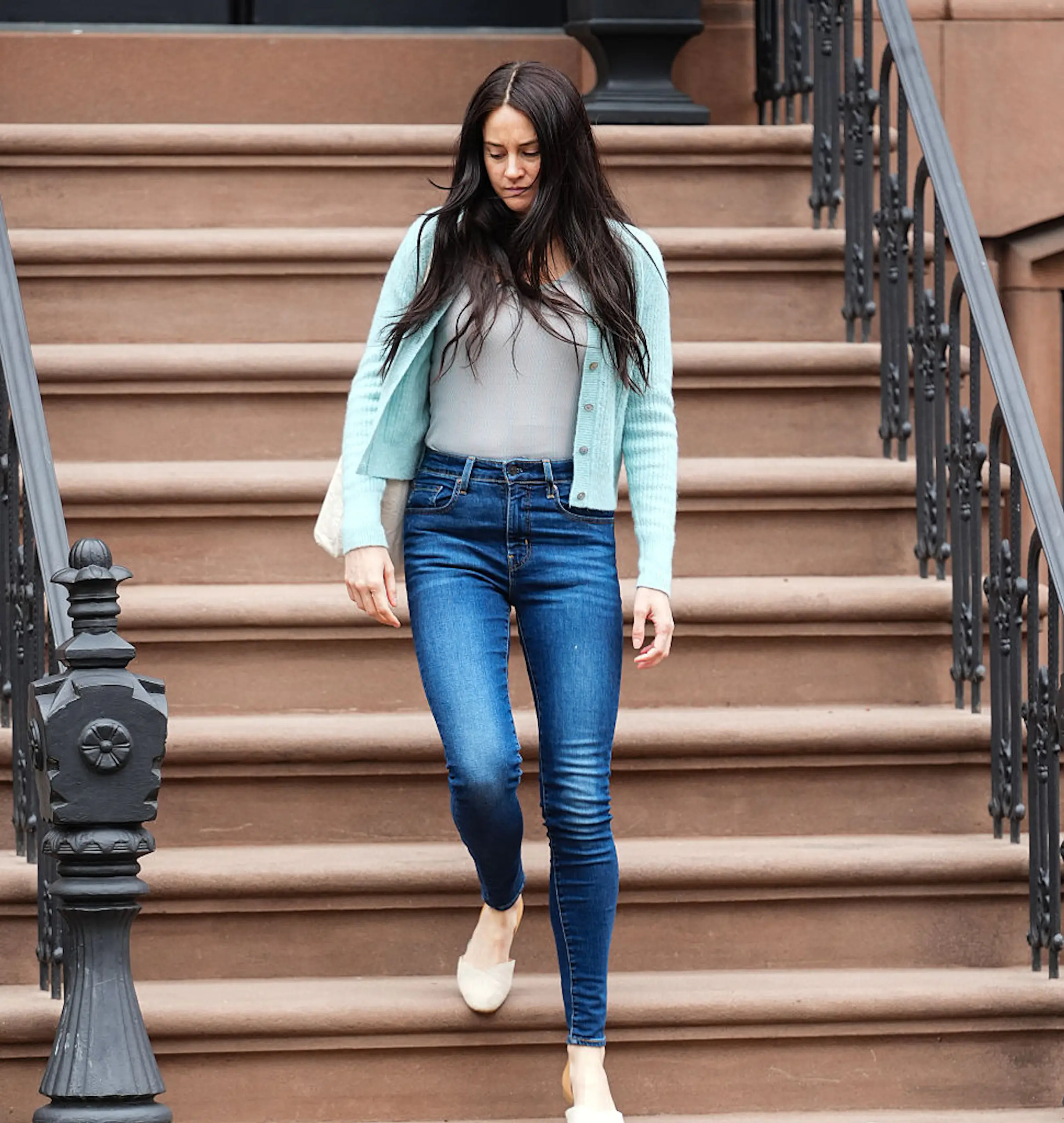 Gen Z have cancelled skinny jeans and made a suggestion for what you should wear instead